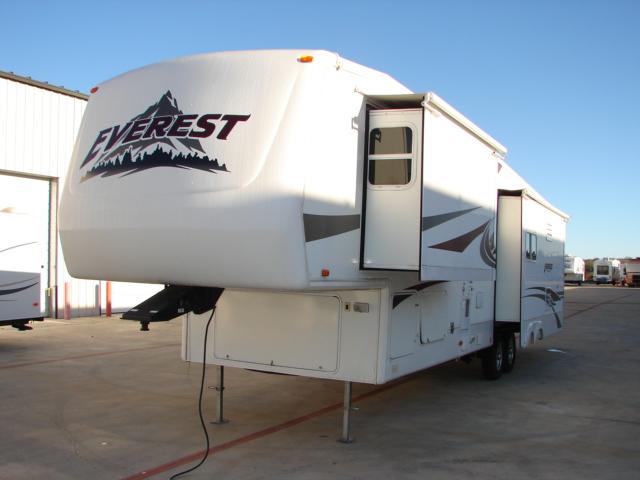 Used 2004 Keystone Everest 363 Fifth Wheel For Sale